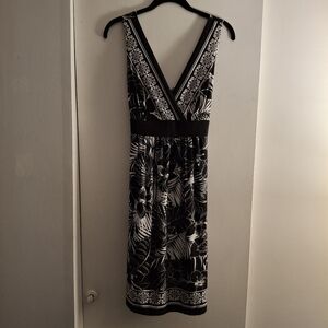 Dressbarn Women's Black and White Floral Dress